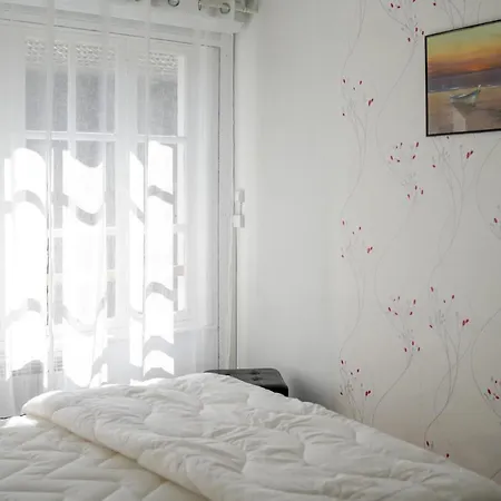 Roses Et Jules Maison Au Coeur De La Vieille Ville * Сен-Валери-сюр-Сомм
