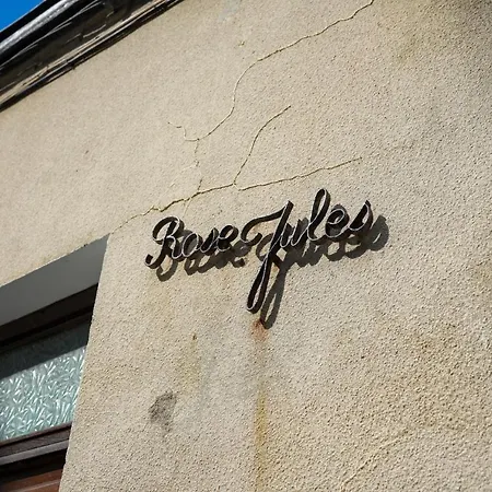 Roses Et Jules Maison Au Coeur De La Vieille Ville *