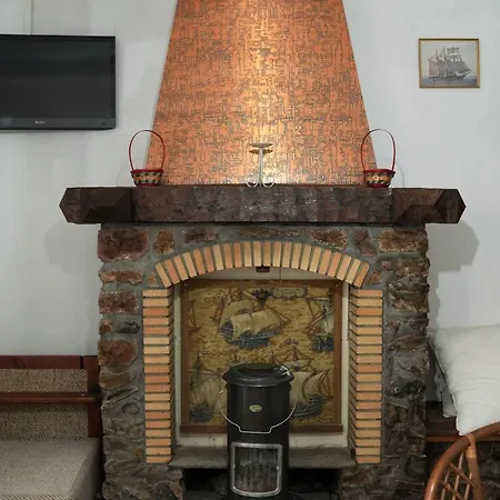 Дом отдыха Roses Et Jules Maison Au Coeur De La Vieille Ville Сен-Валери-сюр-Сомм